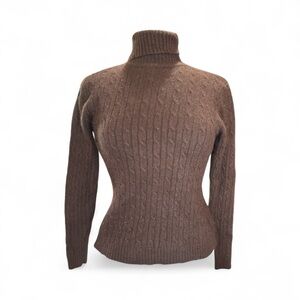 Tailor B. Moss cable knit sweater